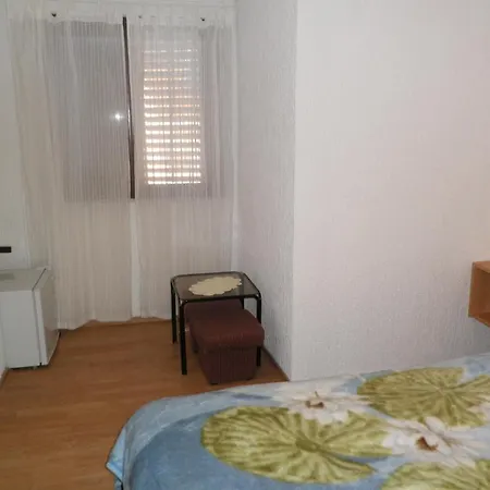 Nada Apartment *