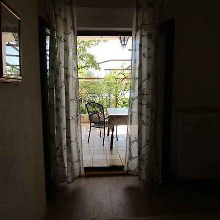 Nada Apartment *